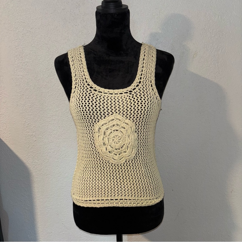 Jessica Simpson Cream Crochet Tank Top. Size S.